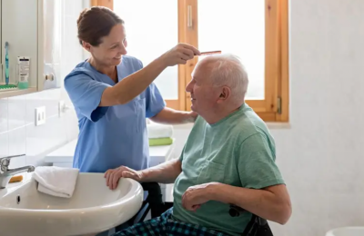 senior-toilet-care